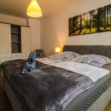 Moderne Fewo Sky Netflix Terrasse Burgblick Boxspringbett Waschtrockner Булай Екстериор снимка